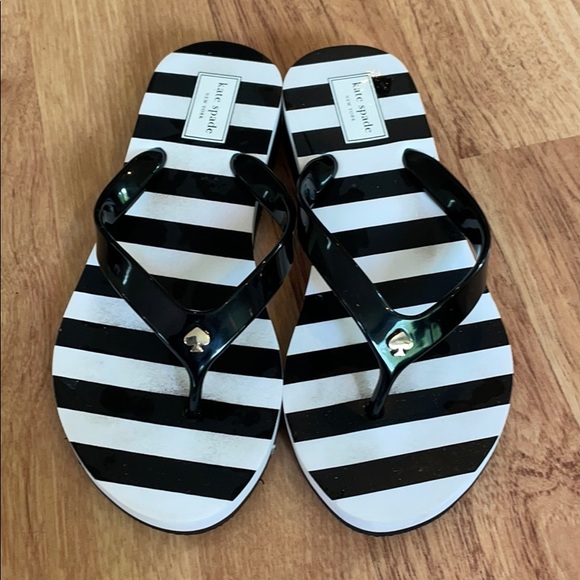 kate spade Shoes - Kate spade sandals.